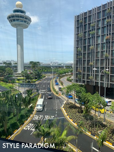 シンガポールの空港近くのタワー